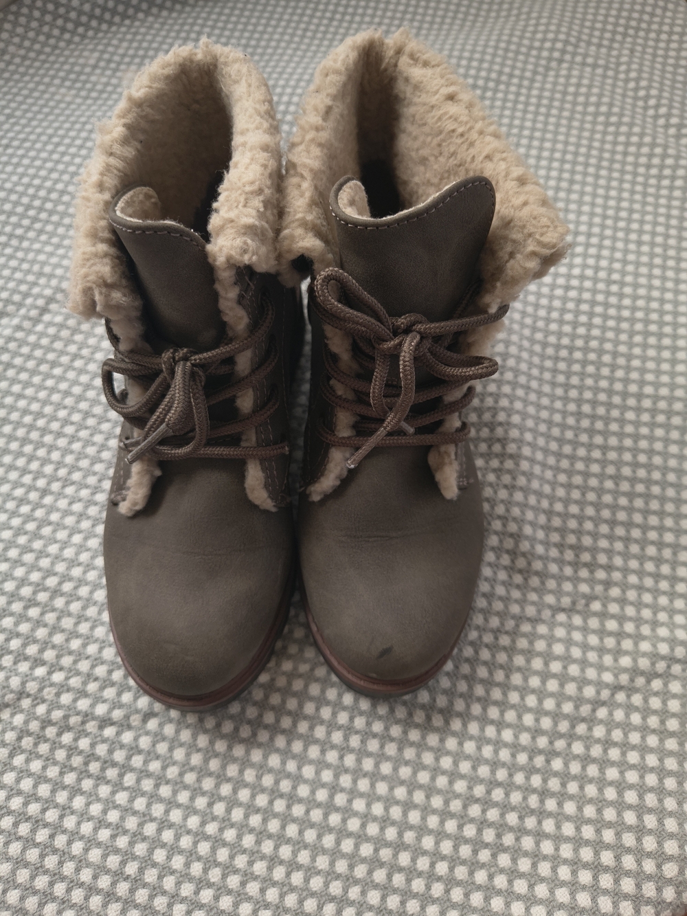 Women’s Winter Boots Size 5 1/2
